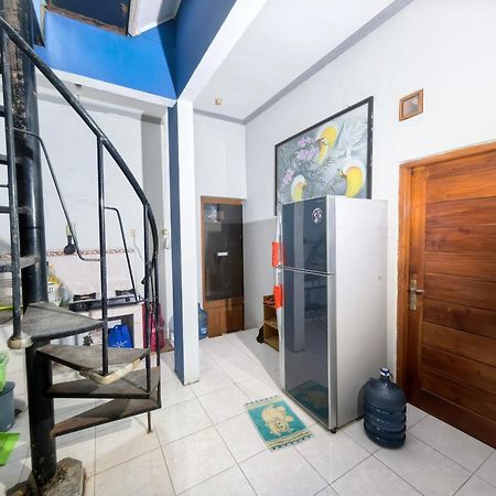 Mutiara Babarsari Homestay Jogja Jogyakarta Zewnętrze zdjęcie