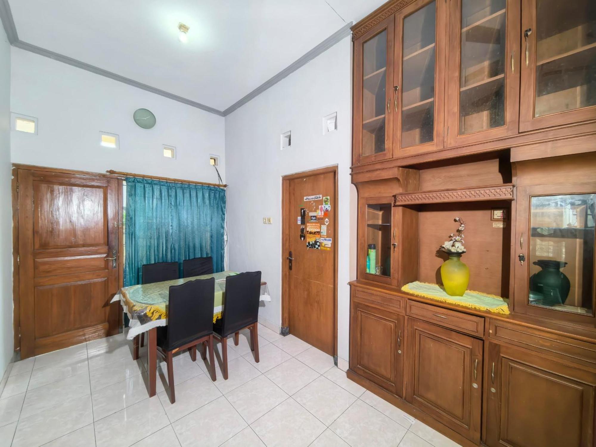 Mutiara Babarsari Homestay Jogja Jogyakarta Zewnętrze zdjęcie